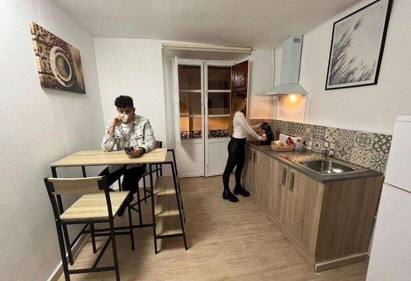 ジュニアスイート, Fortress Jacuzzi Suites