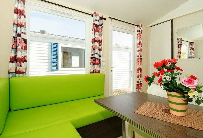 2 Szobás Ház, Camping Pirinenc