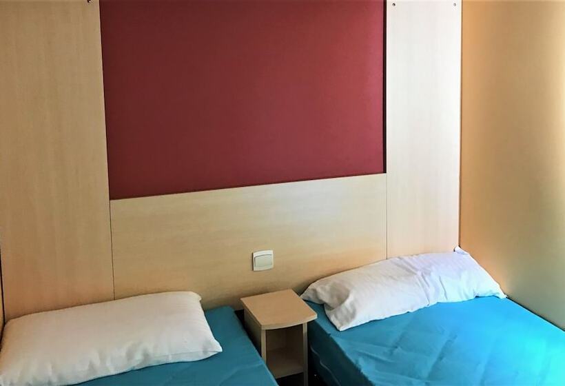 3 Szobás Ház, Camping Pirinenc