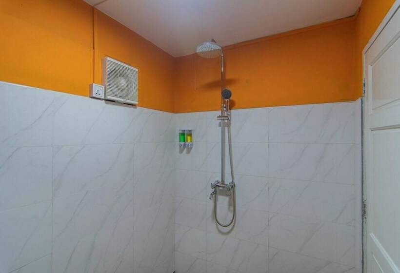 تختخواب در اتاق مشترک, Aplus Hostel