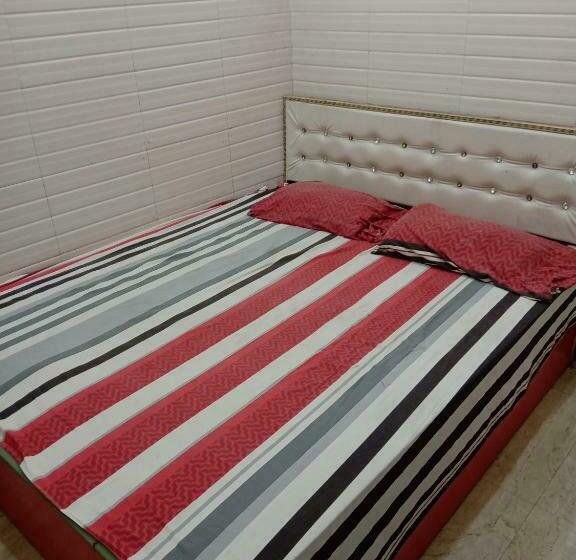 エコノミールーム, Vedanta