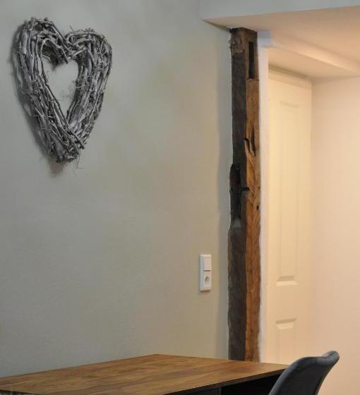 Номер Superior, Pelikans Krone