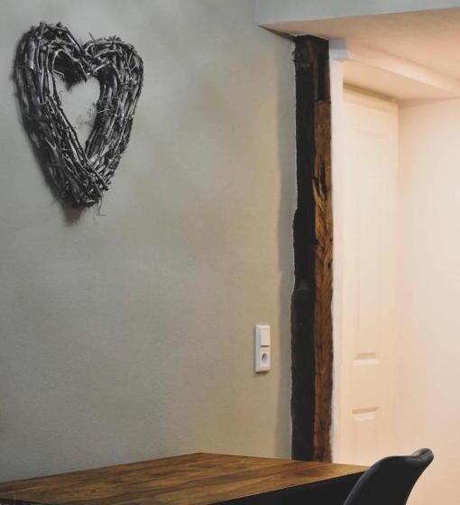 Номер Superior, Pelikans Krone