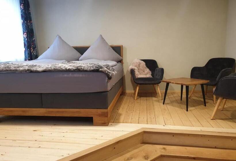 Семейный Номер Deluxe, Pelikans Krone