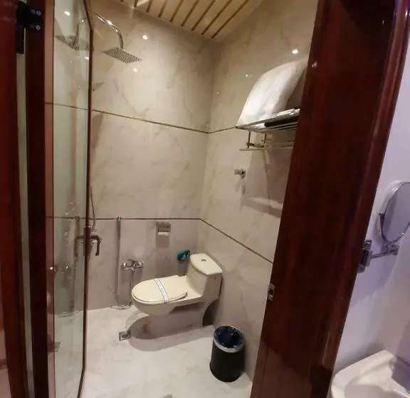 اتاق استاندارد یک نفره, Qasr Alshamal