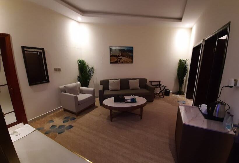 Семейный Номер, Qasr Alshamal