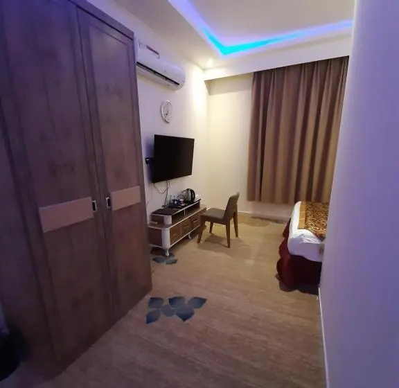 اتاق استاندارد یک نفره, Qasr Alshamal
