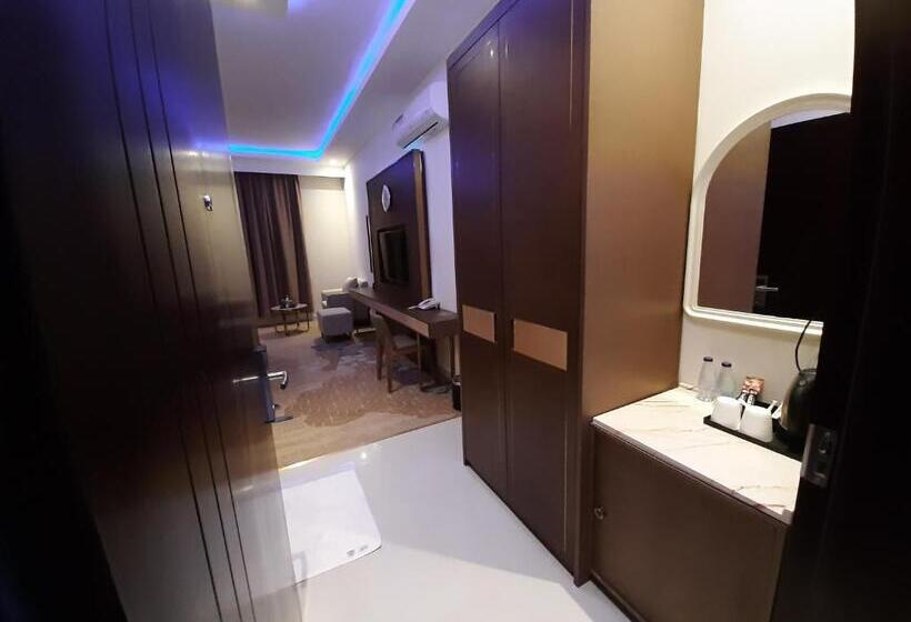 디럭스 룸, Qasr Alshamal