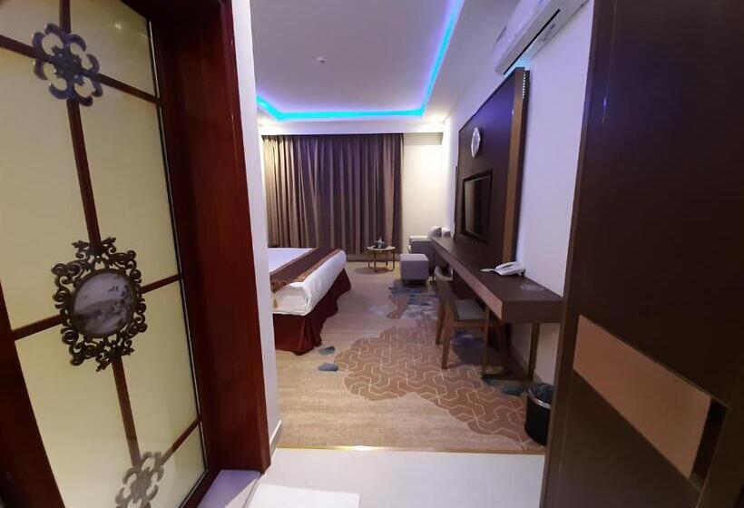 디럭스 룸, Qasr Alshamal