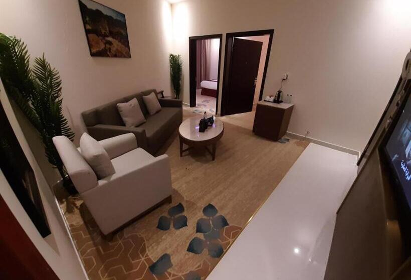 패밀리 룸, Qasr Alshamal