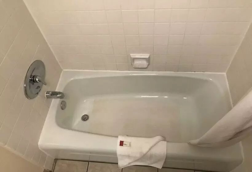 سوییت, Days Inn By Wyndham Lake Havasu