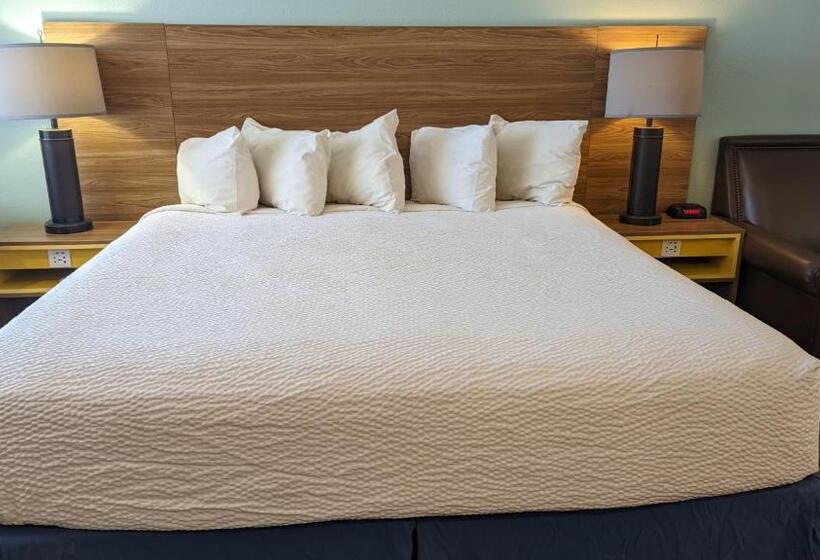 اتاق استاندارد با تخت بزرگ برای معلولان, Days Inn By Wyndham Lake Havasu