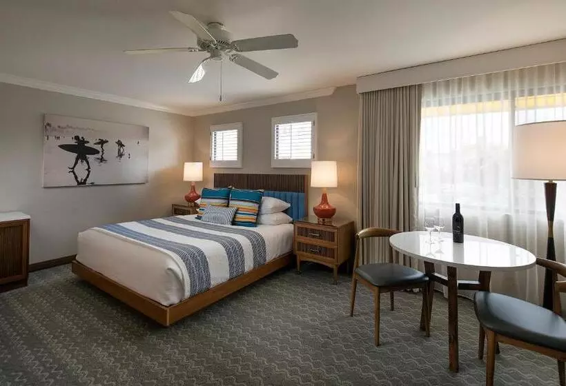 اتاق استاندارد با تخت بزرگ, Sandcastle Hotel On The Beach