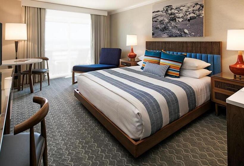 Номер Deluxe Кровать Кинг, Sandcastle Hotel On The Beach