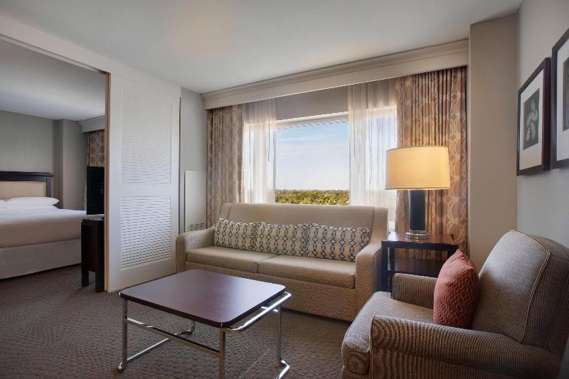 Люкс Кровать Кинг, Sheraton Suites Fort Lauderdale West