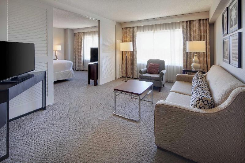 جناح سرير كينج, Sheraton Suites Fort Lauderdale West