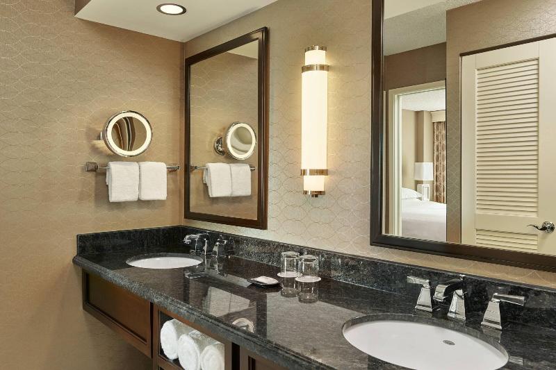 Люкс Кровать Кинг, Sheraton Suites Fort Lauderdale West