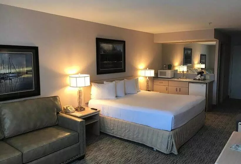キングサイズベッドのスタンダードルーム, Shilo Inn Suites Warrenton