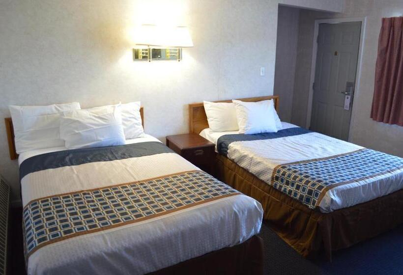 Четырехместный Номер Стандарт, Sands Motel Niagara Falls