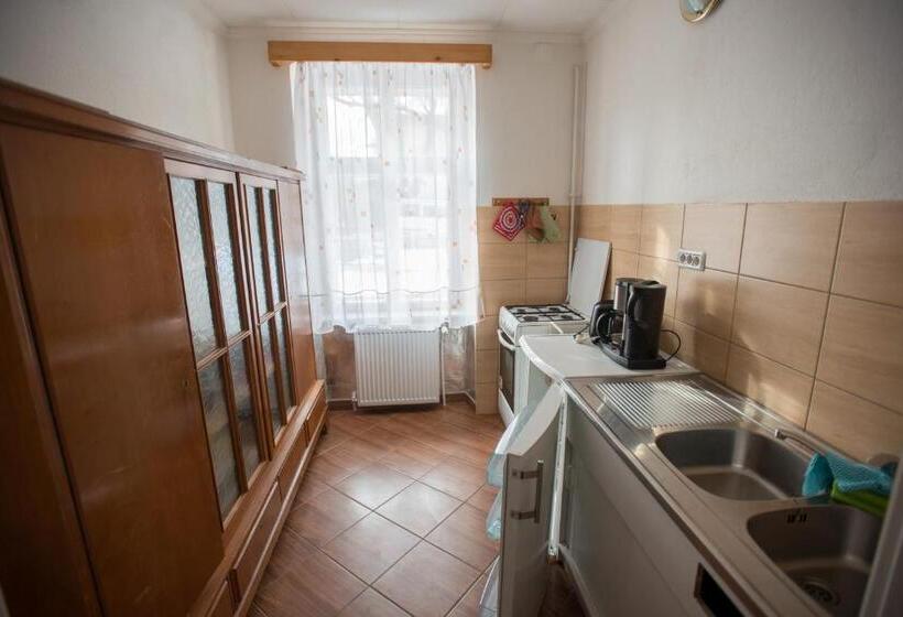 غرفة قياسية رباعية, Gästehaus Fogarasch