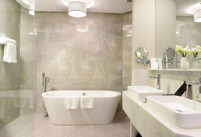 جناح مطلّ علي حمام السباحة, The Royal Family Suites By Memoire Palace Resort & Spa