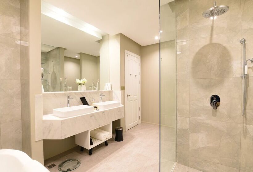 جناح مطلّ علي حمام السباحة, The Royal Family Suites By Memoire Palace Resort & Spa