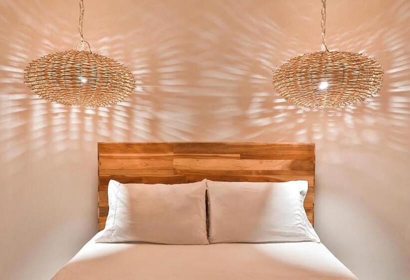 标准间带游泳池, Igloo Beach Lodge