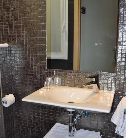 スタンダードインサイドビュールーム, Pensión C7