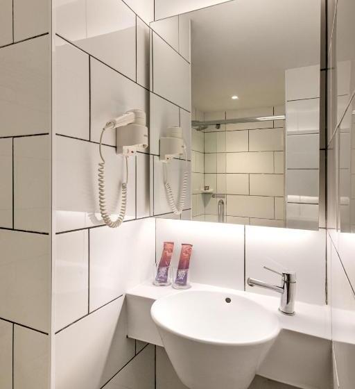 Номер Superior, Fox Lite Hotel Dpulze  Cyberjaya  By Ascott