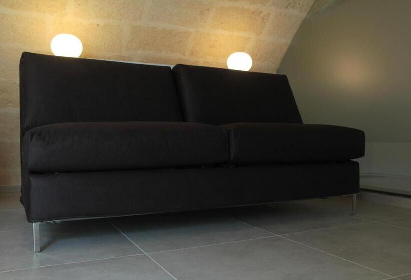 豪华套房, Lamia Room Rentals