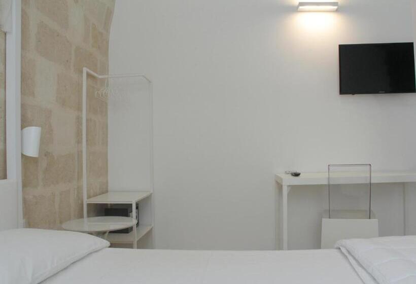 豪华套房, Lamia Room Rentals