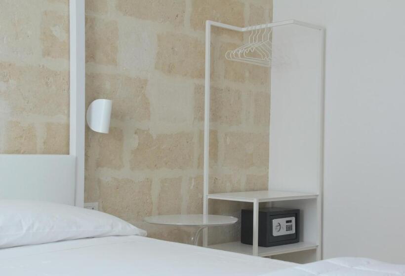 豪华套房, Lamia Room Rentals