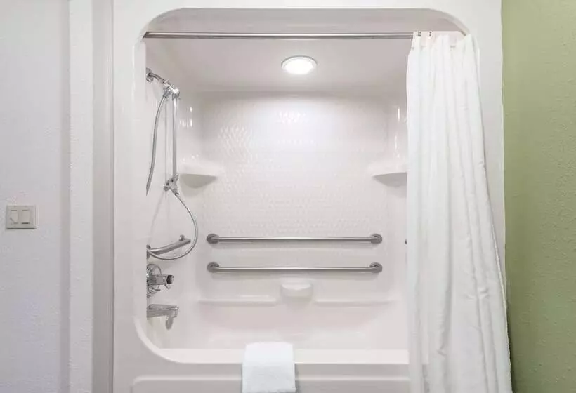 اتاق استاندارد برای معلولان, Baymont By Wyndham Pueblo