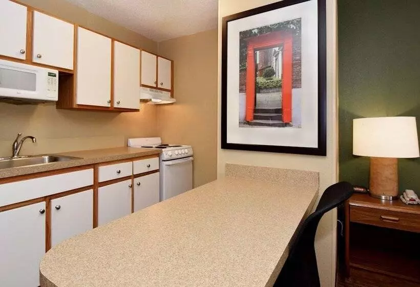 استودیوی استاندارد, Homestay Suites