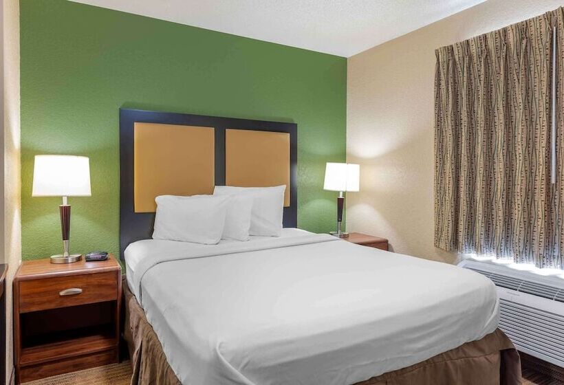 デラックススタジオ, Extended Stay America Suites  Wichita  East