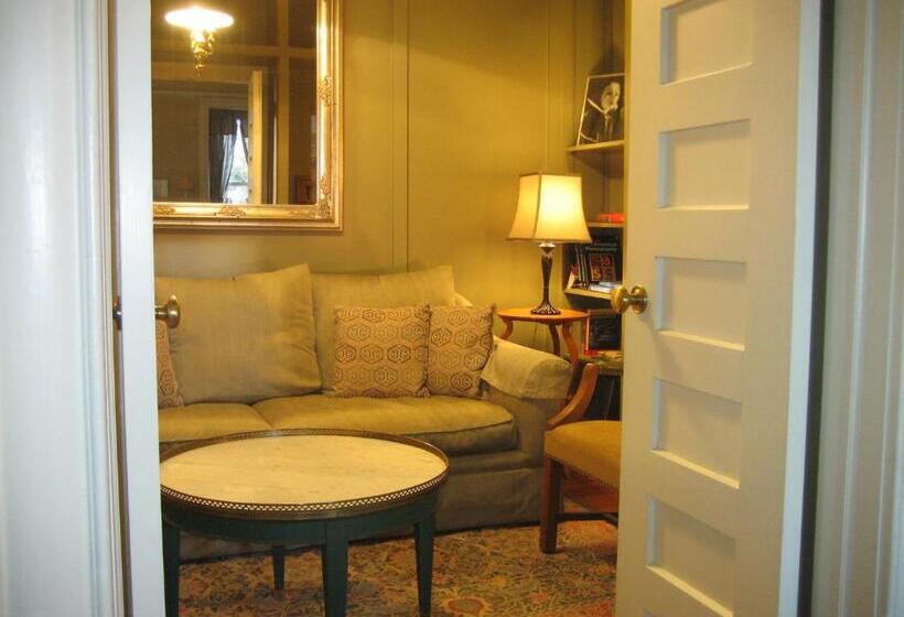 套房, Morgan State House Inn