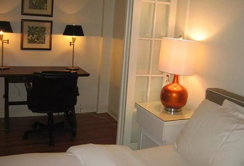 استودیوی استاندارد با تخت دو نفره بزرگ, Morgan State House Inn