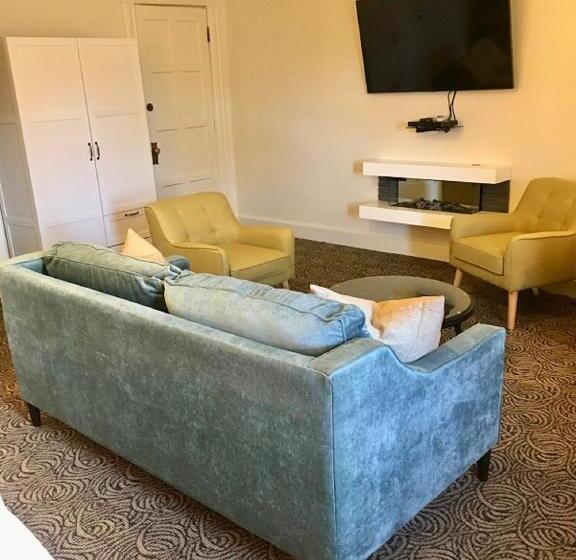 디럭스 룸, Morgan State House Inn