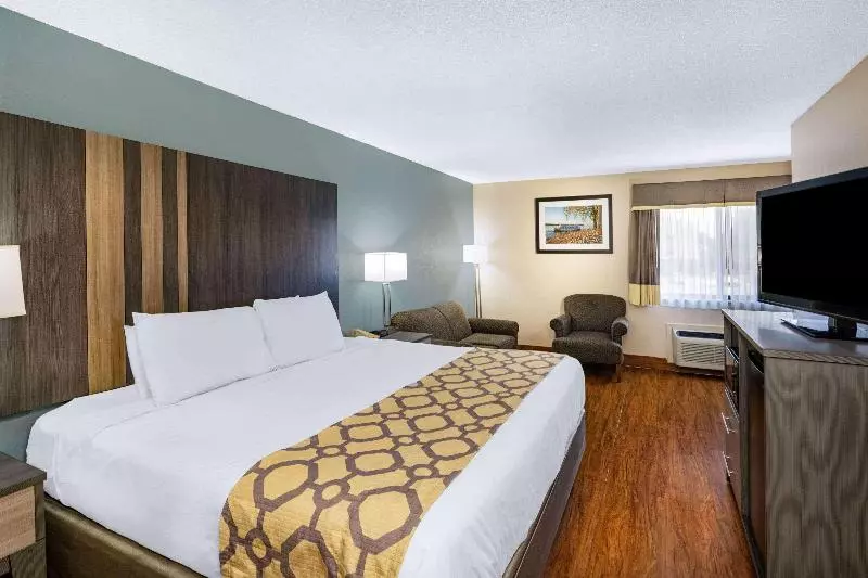 استودیوی استاندارد با تخت دو نفره بزرگ, Morgan State House Inn