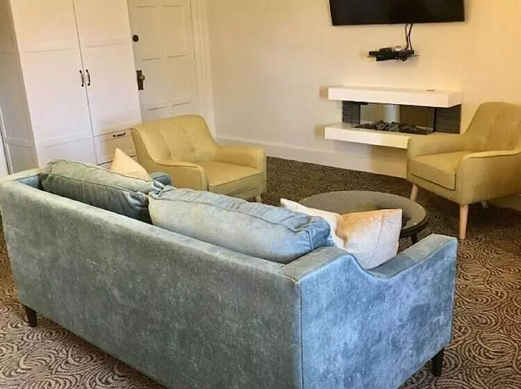 اتاق دلوکس با چشم‌انداز پارک, Morgan State House Inn