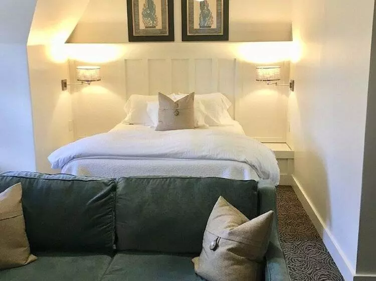 اتاق دلوکس با چشم‌انداز پارک, Morgan State House Inn
