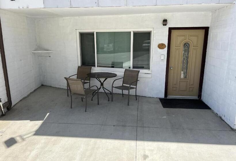 جناح جونيور ديلوكس, Sierra Lodge Three Rivers