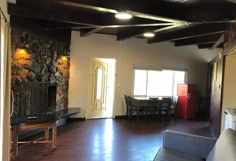 سوییت لوکس, Sierra Lodge Three Rivers