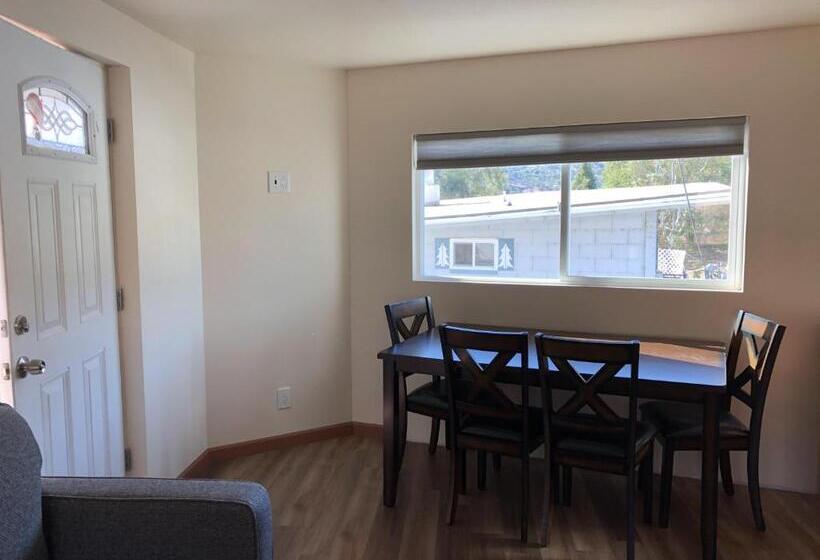 شقة ديلوكس غرفة واحدة, Sierra Lodge Three Rivers