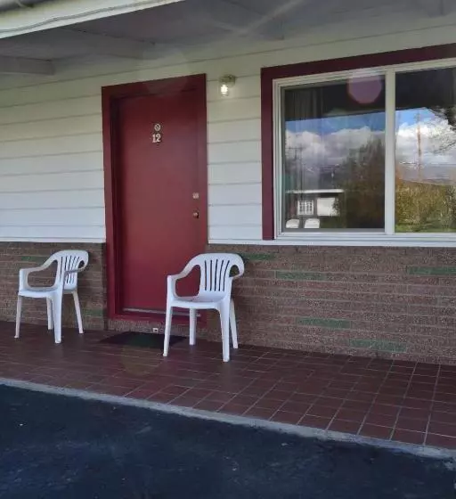 اتاق استاندارد با تخت بزرگ, Silver Maple Inn And The Cain House Country Suites