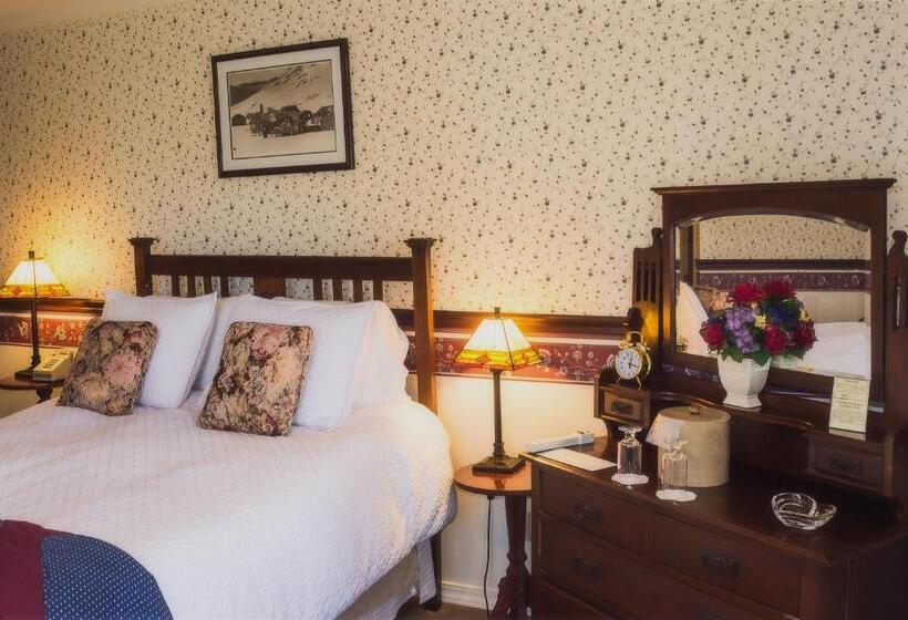 디럭스 룸, Silver Maple Inn And The Cain House Country Suites