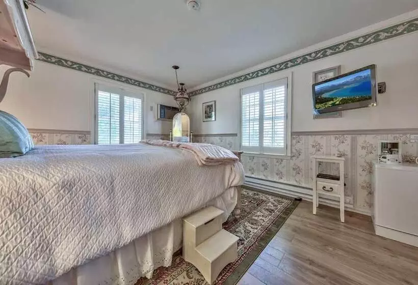 اتاق استاندارد با چشم‌انداز باغ, Silver Maple Inn And The Cain House Country Suites