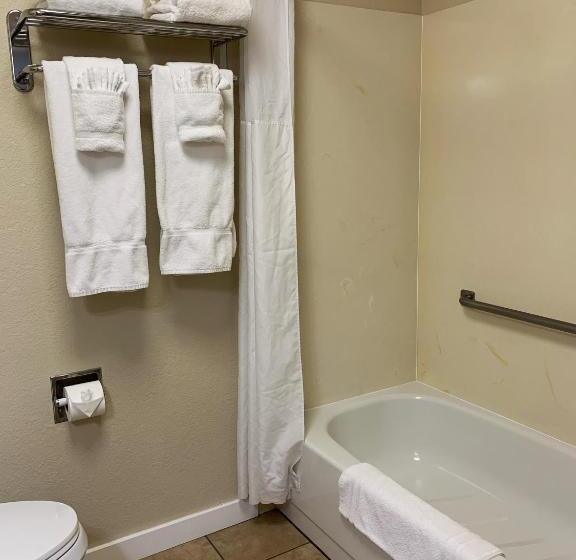 Номер Стандарт, Stratford Inn