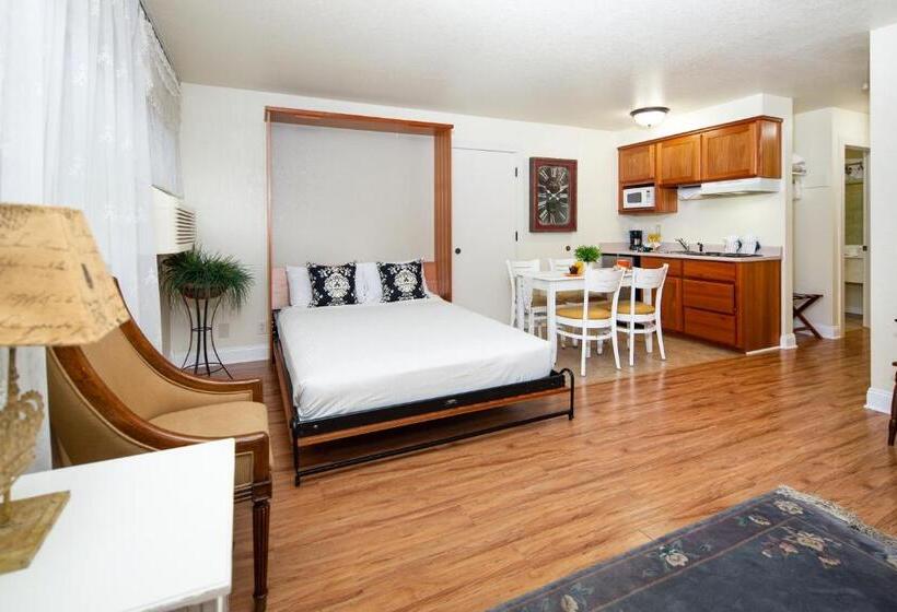 إستوديو قياسى, Stratford Inn