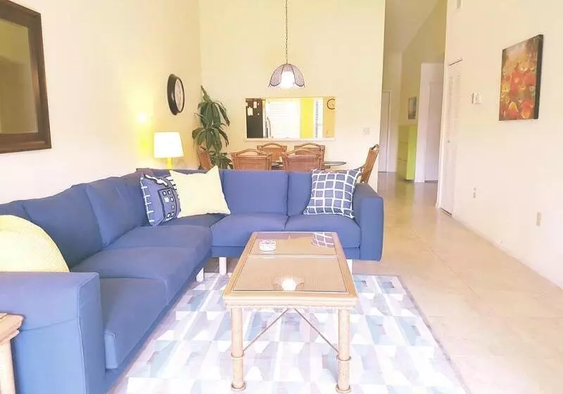 Huoneisto 2 Makuuhuonetta, Shorewalk Vacation Villas
